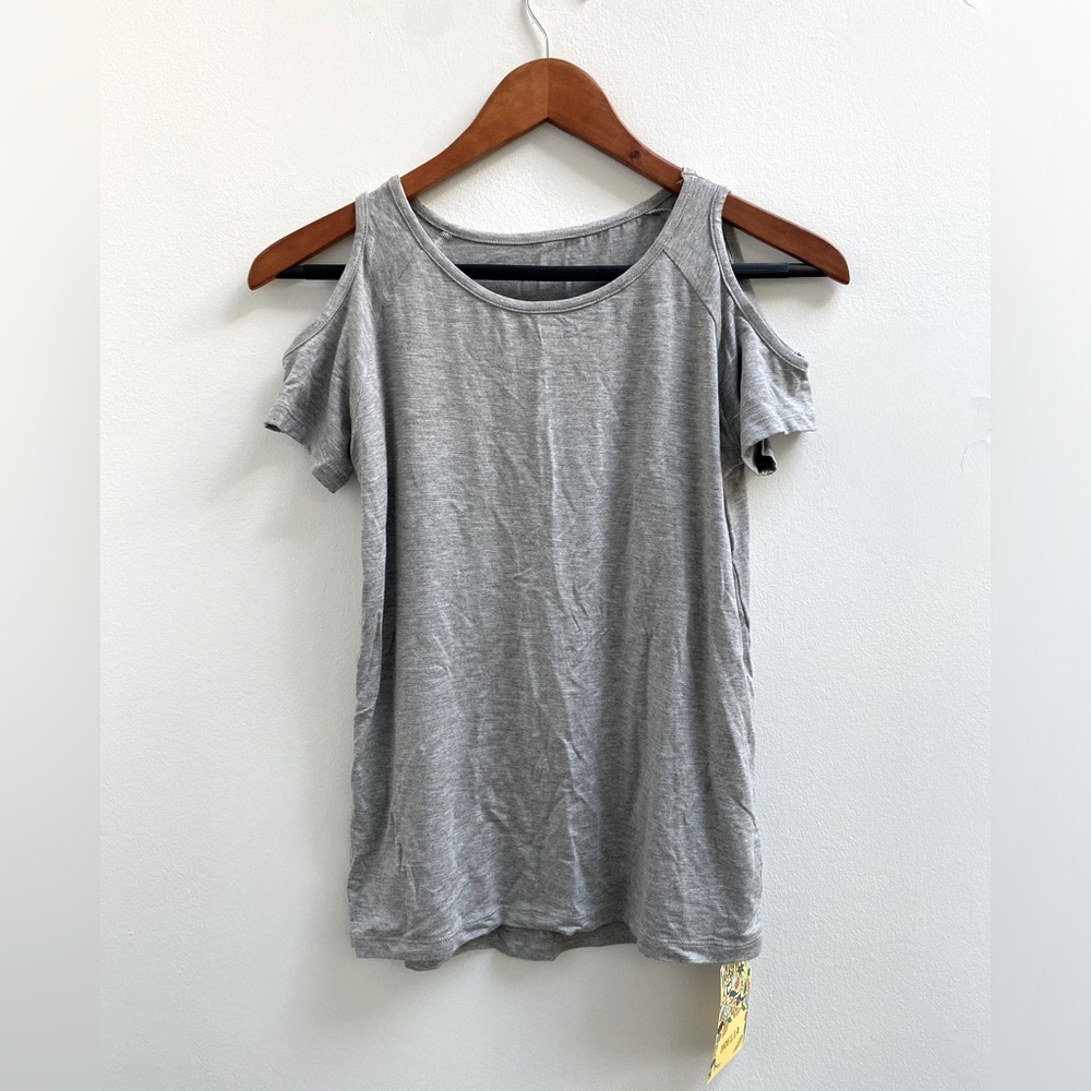 Girl’s Gray Cold Shoulder Top NWT